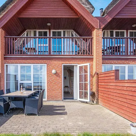 Feriehus 8 Person In R M
